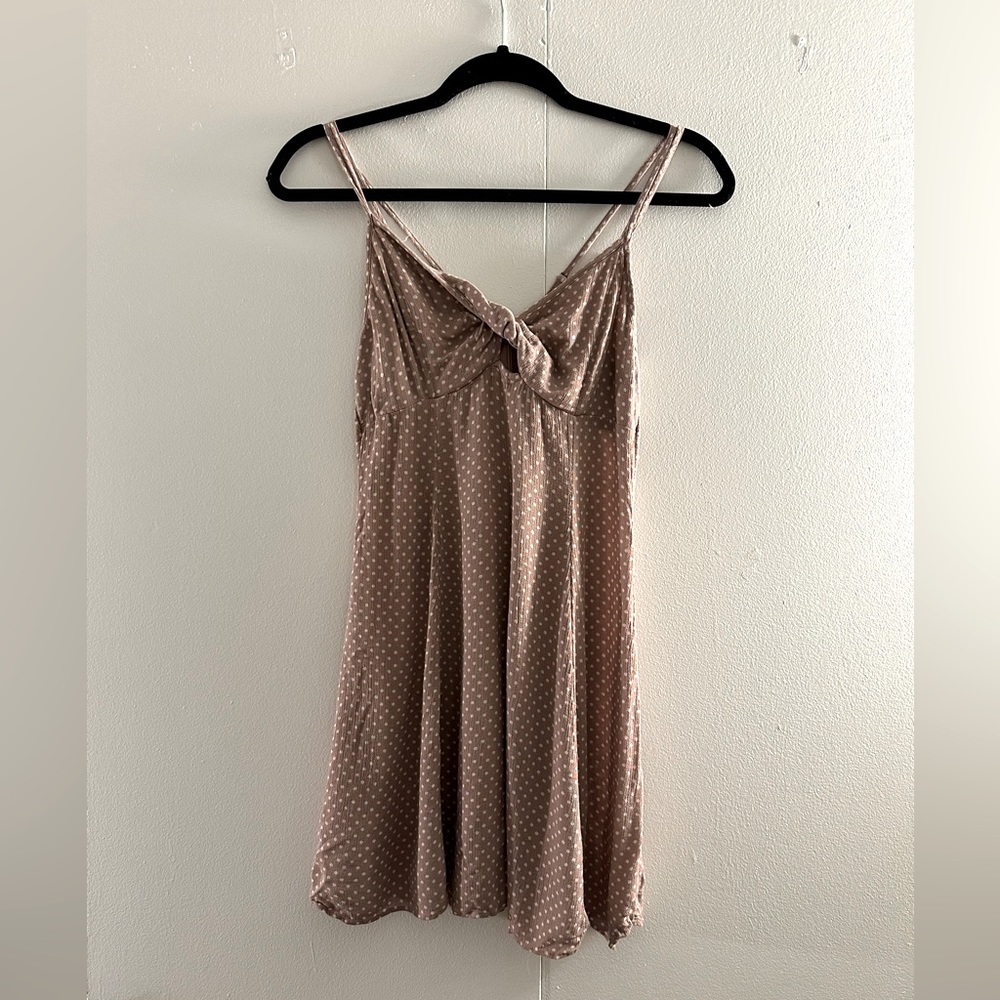AE neutral polka dot mini dress! Size 2.
